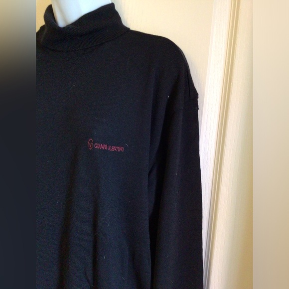 Men’s vintage Gianni Valentino turtleneck wool sweather in black size XL - Picture 3 of 6